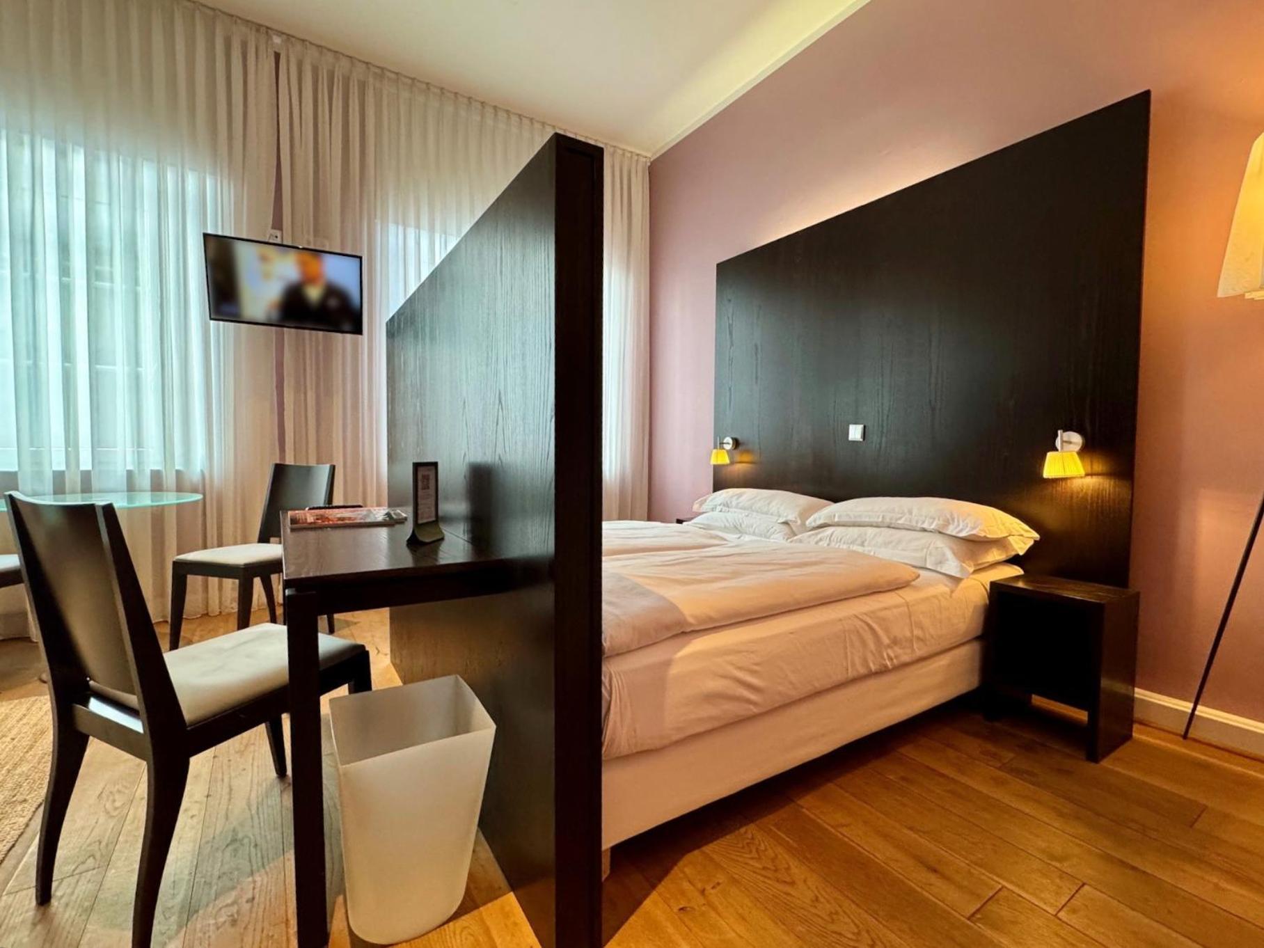 The New Yorker Hotel Koeln-Messe Ngoại thất bức ảnh